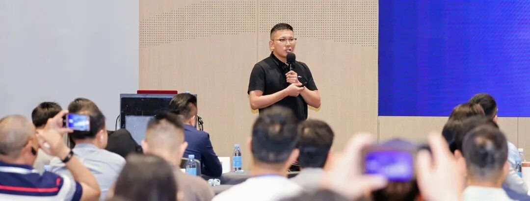 1767850394303912B0R2.jpeg 10020.jpeg